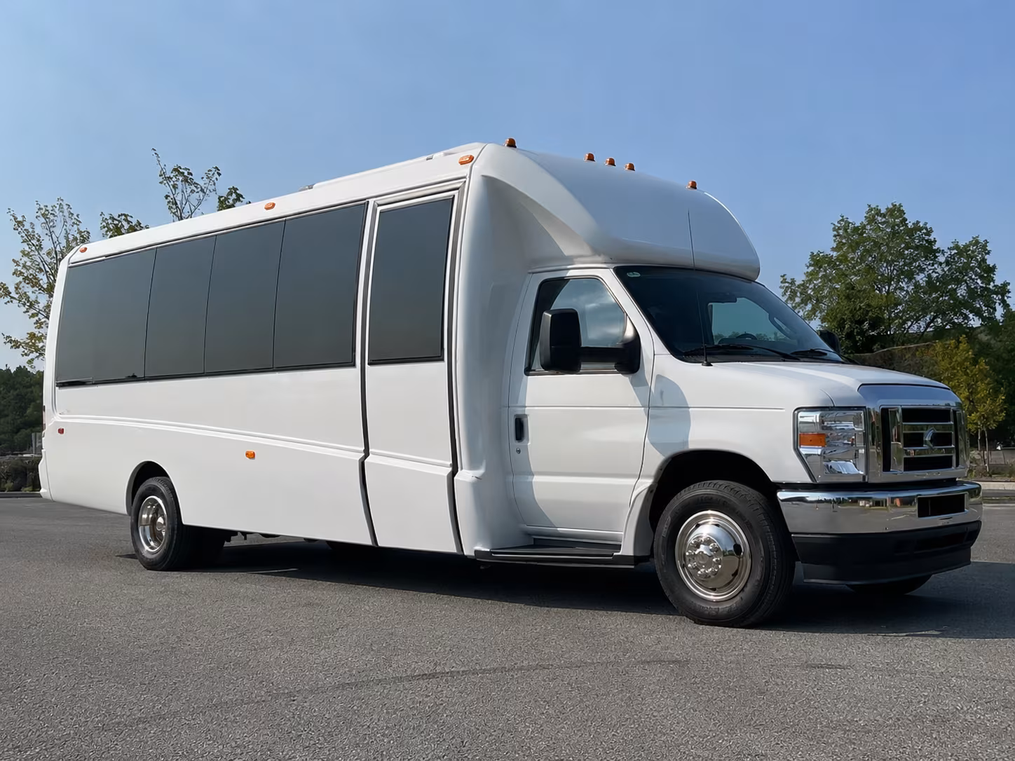 rent a birthday party bus in milpitas for milestone celebrations worth remembering